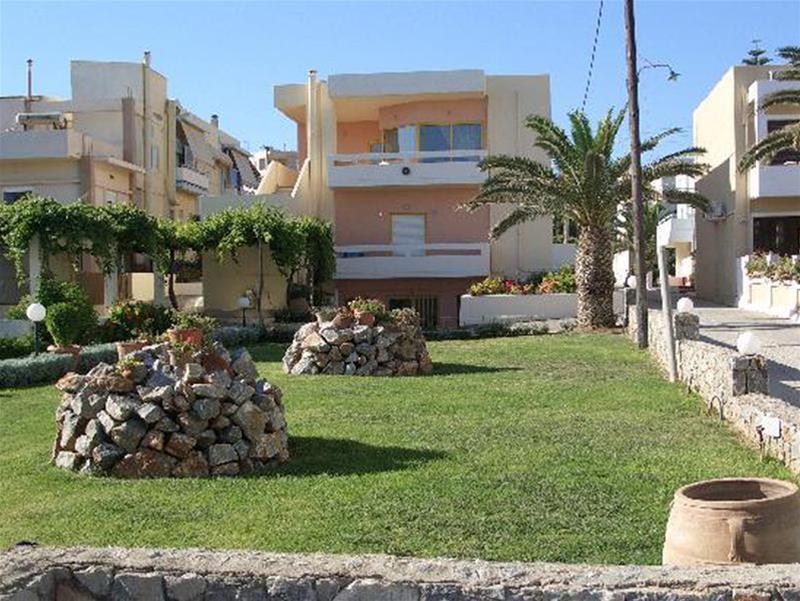 Danaos Beach Apartments Sfáka Eksteriør bilde